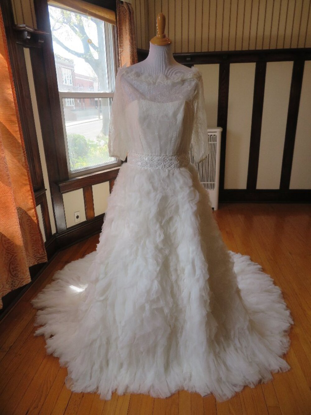 Pronovias Wedding Dress Vintage Style